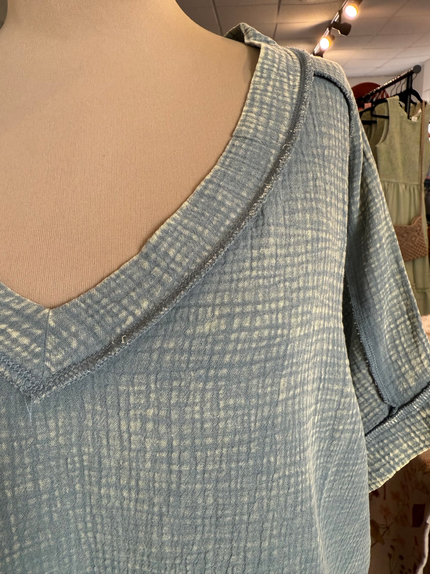 Ash Jade Curvy Top